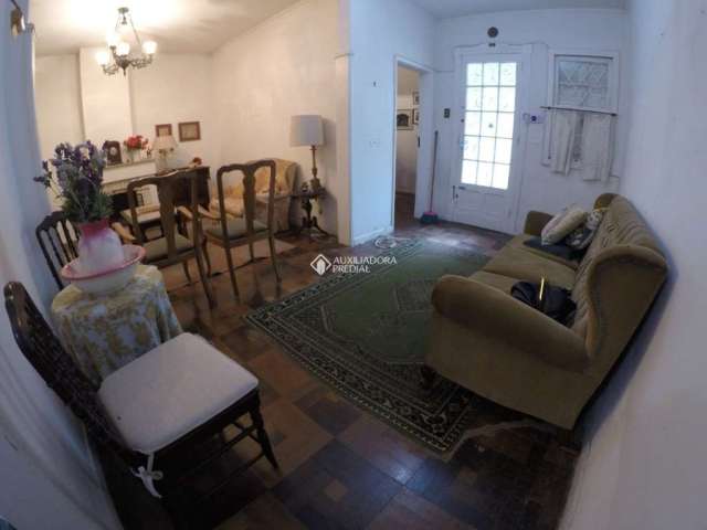 Casa com 4 quartos à venda na Rua Casemiro de Abreu, 234, Bela Vista, Porto Alegre, 142 m2 por R$ 900.000