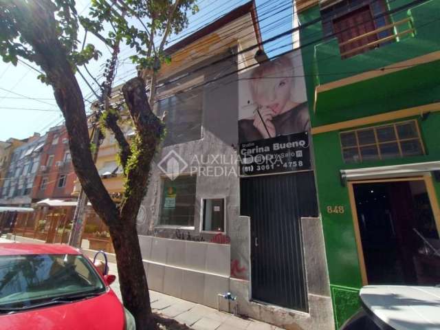 Casa em condomínio fechado com 4 quartos à venda na Rua Demétrio Ribeiro, 846, Centro Histórico, Porto Alegre, 135 m2 por R$ 460.000