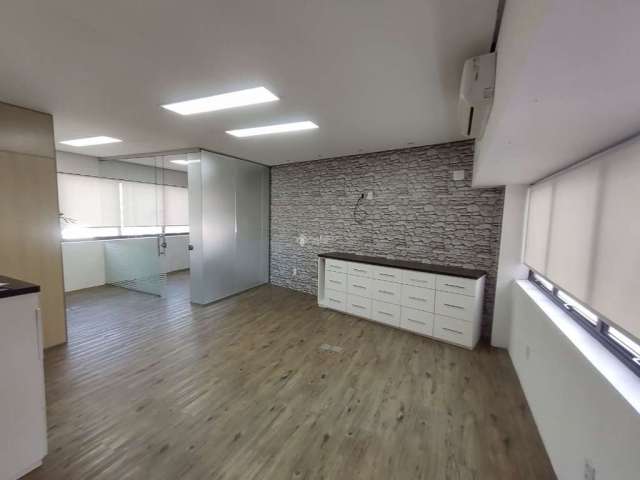 Sala comercial à venda na Avenida Protásio Alves, 3111, Petrópolis, Porto Alegre, 44 m2 por R$ 220.000