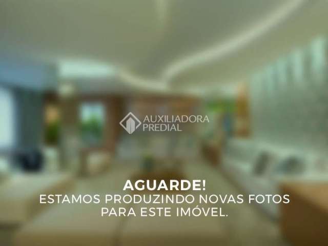 Apartamento com 2 quartos à venda na Rua Paulo Setúbal, 134, Passo da Areia, Porto Alegre, 50 m2 por R$ 490.000
