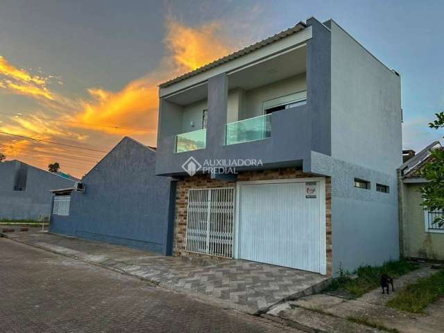 Casa com 3 quartos à venda na Santo Augusto, 154, Boa Vista, Sapucaia do Sul, 112 m2 por R$ 390.000