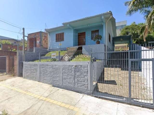 Casa com 3 quartos à venda na Rua Novo Hamburgo, 866, Parque Amador, Esteio, 185 m2 por R$ 600.000