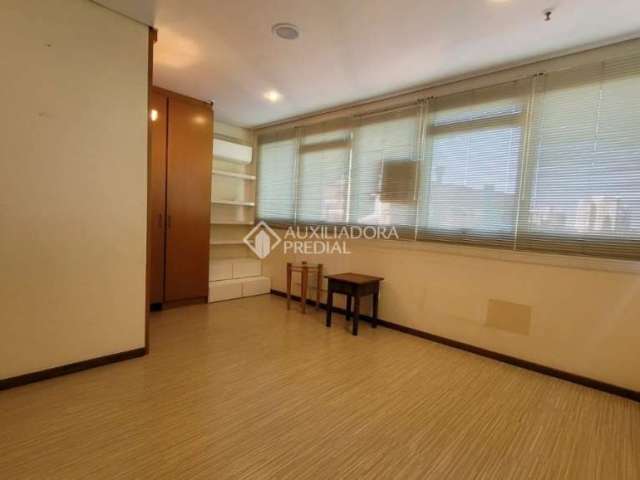 Sala comercial à venda na Praça Alberto Ramos, 812, Higienópolis, Porto Alegre, 33 m2 por R$ 240.000