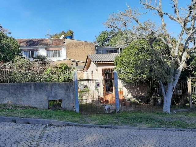 Casa com 3 quartos à venda na Rua Tijuca, 67, Medianeira, Porto Alegre, 100 m2 por R$ 479.000