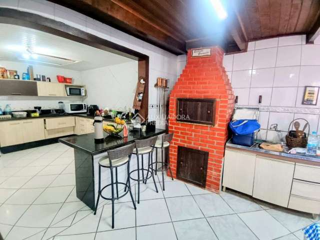 Casa com 4 quartos à venda na Rua Luiz Carniglia, 270, Sarandi, Porto Alegre, 150 m2 por R$ 500.000