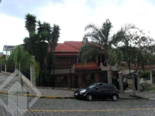 Casa com 3 quartos à venda na Rua das Gardênias, 312, Cinqüentenário, Caxias do Sul, 229 m2 por R$ 2.000.000