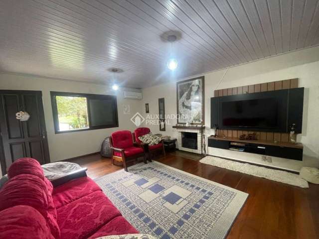 Casa com 3 quartos à venda na ALMIRO DRECKSLER LOTE17 QUADRA G, 278, Pórtico, Gramado, 107 m2 por R$ 1.500.000