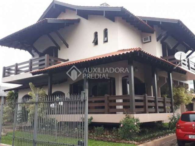 Casa com 3 quartos à venda na JOAO CORREA, 443, Centro, Igrejinha, 447 m2 por R$ 1.700.000