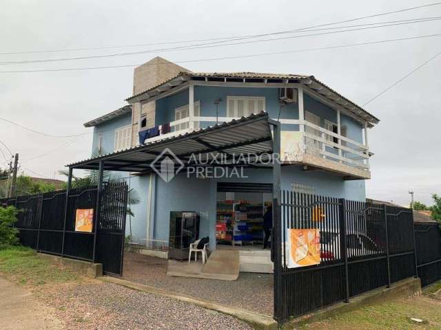 Casa com 4 quartos à venda na Rua O Tempo e o Vento, 504, Jardim dos Lagos, Guaíba, 180 m2 por R$ 700.000