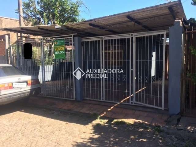 Casa com 2 quartos à venda na Rua Anselmo Manzoli Filho, 94, Farrapos, Porto Alegre, 80 m2 por R$ 219.900