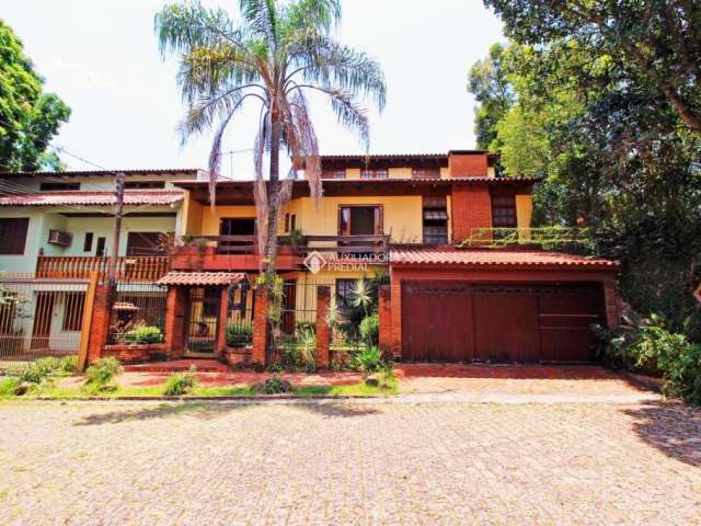 Casa com 6 quartos à venda na Rua Azevedo Sodré, 514, Passo da Areia, Porto Alegre, 390 m2 por R$ 1.499.900