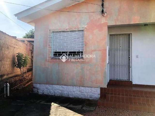 Casa com 3 quartos à venda na Rua Pedro Álvares Cabral, 76, Nossa Senhora das Graças, Canoas, 130 m2 por R$ 560.000