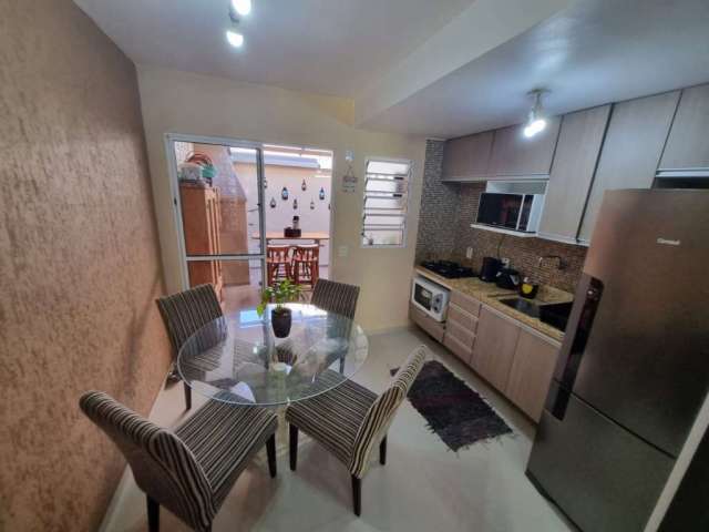 Casa em condomínio fechado com 2 quartos à venda na Avenida José Aloísio Filho, 801, Humaitá, Porto Alegre, 70 m2 por R$ 352.000