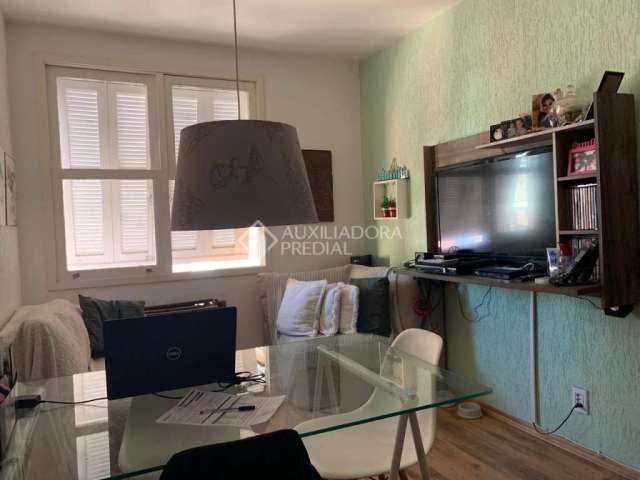 Apartamento com 3 quartos à venda na Rua Artigas, 200, Petrópolis, Porto Alegre, 63 m2 por R$ 252.000