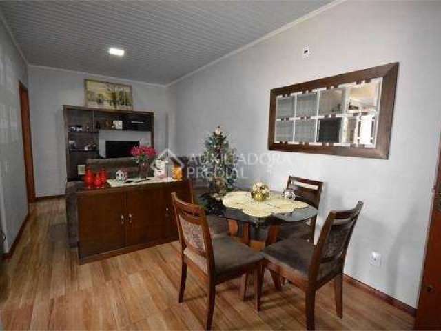 Casa com 2 quartos à venda na Rua das Guabirobas, 238, Igara, Canoas, 134 m2 por R$ 600.000