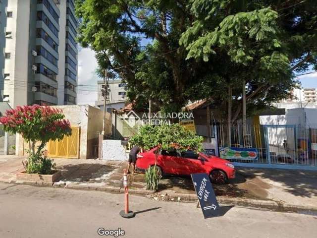 Terreno à venda na Rua Gomes Jardim, 386, Santana, Porto Alegre, 217 m2 por R$ 430.000