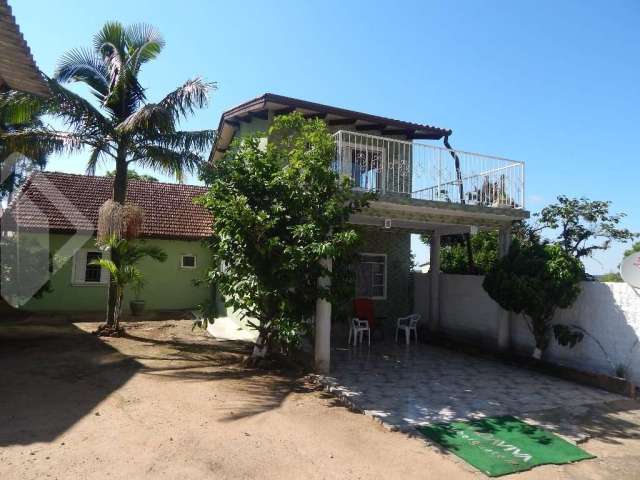 Casa em condomínio fechado com 4 quartos à venda na Estrada Bérico José Bernardes, 1502, São Tomé, Viamão, 280 m2 por R$ 450.000