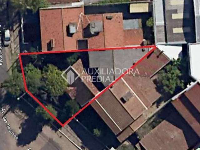 Terreno à venda na Avenida dos Gaúchos, 1938, Sarandi, Porto Alegre, 280 m2 por R$ 280.000