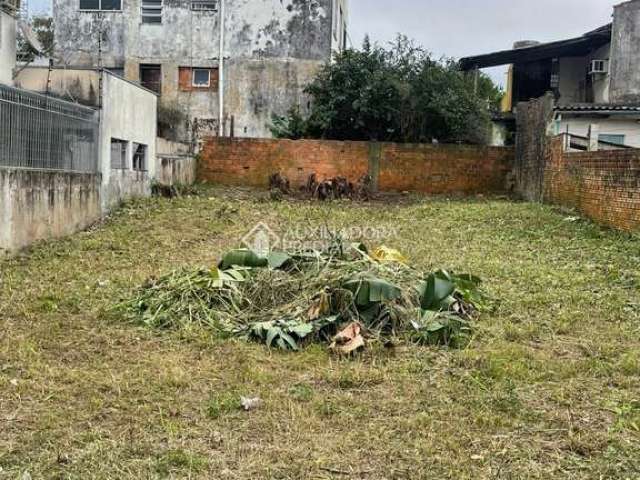 Terreno à venda na Avenida Luiz Moschetti, 131, Vila João Pessoa, Porto Alegre, 290 m2 por R$ 299.000