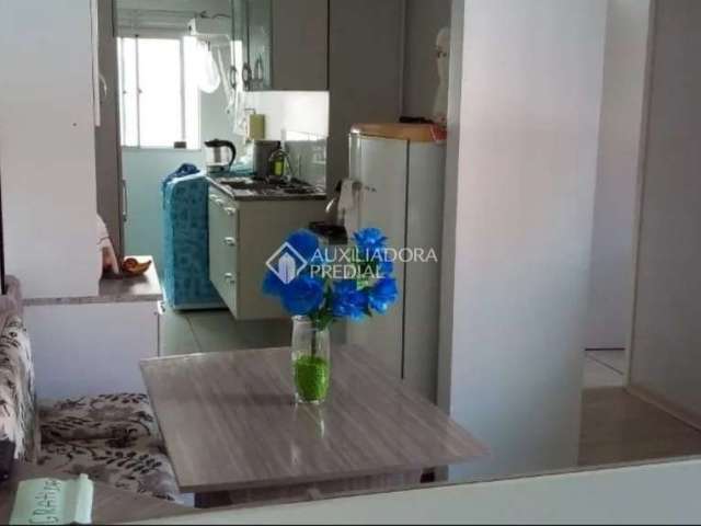 Apartamento com 2 quartos à venda na Rua Gabriel Franco da Luz, 242, Sarandi, Porto Alegre, 47 m2 por R$ 145.000