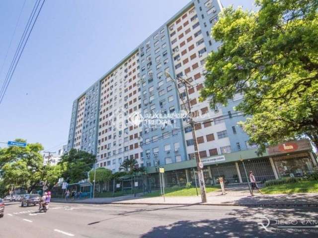 Apartamento com 1 quarto para alugar na Avenida Ipiranga, 3377, Partenon, Porto Alegre, 44 m2 por R$ 1.950