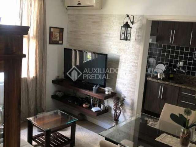 Apartamento com 2 quartos à venda na Rua Professor Freitas e Castro, 517, Azenha, Porto Alegre, 61 m2 por R$ 275.000