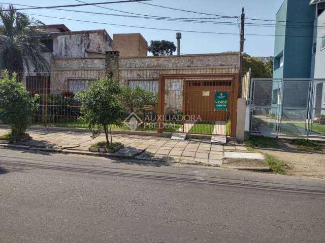 Casa em condomínio fechado com 3 quartos à venda na Rua Ibirubá, 160, Cavalhada, Porto Alegre, 190 m2 por R$ 905.000