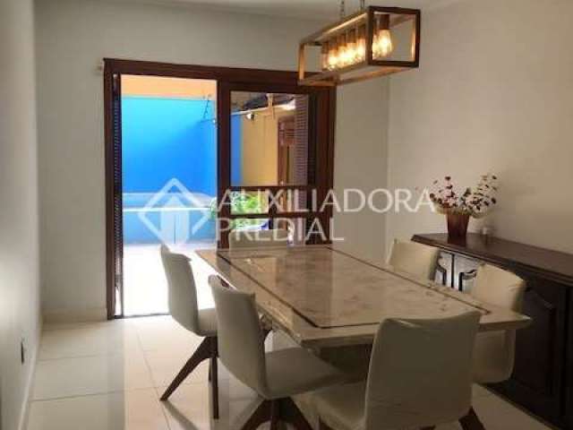 Casa com 4 quartos à venda na Rua Coronel Jaime da Costa Pereira, 340, Partenon, Porto Alegre, 307 m2 por R$ 1.090.000