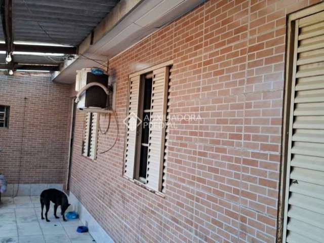 Casa com 4 quartos à venda na Rua Marquês do Pombal, 914, Sumaré, Alvorada, 80 m2 por R$ 45.000