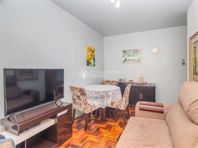 Apartamento com 3 quartos à venda na Rua Guilherme Alves, 546, Petrópolis, Porto Alegre, 68 m2 por R$ 270.000