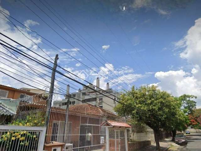 Casa em condomínio fechado com 4 quartos à venda na Rua Fátima, 263, Partenon, Porto Alegre, 240 m2 por R$ 580.000