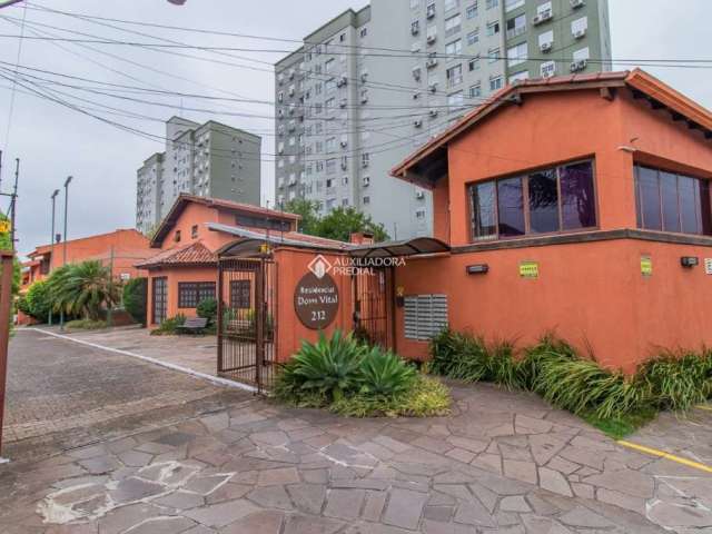 Casa em condomínio fechado com 2 quartos à venda na Rua Dom Vital, 212, Glória, Porto Alegre, 89 m2 por R$ 395.000