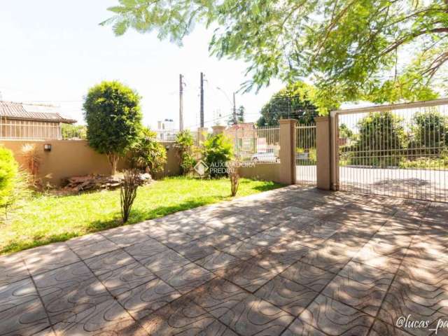 Casa com 3 quartos à venda na Rua Mem de Sá, 529, Nossa Senhora das Graças, Canoas, 204 m2 por R$ 874.000