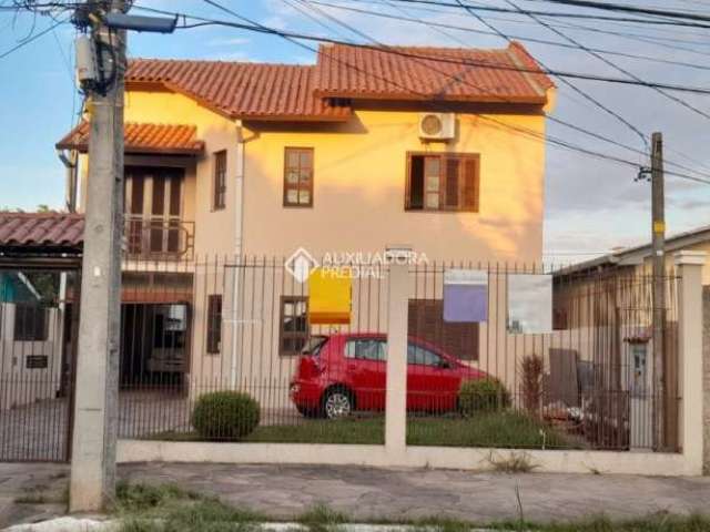 Casa com 3 quartos à venda na Rua Gramado, 411, Mathias Velho, Canoas, 240 m2 por R$ 665.000