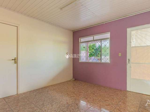 Casa com 3 quartos à venda na SESSENTA E CINCO, 23, Guajuviras, Canoas, 110 m2 por R$ 239.000