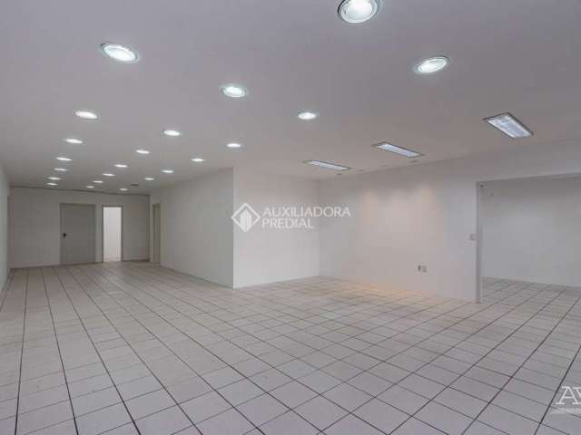 Ponto comercial para alugar na Rua Quinze de Janeiro, 481, Centro, Canoas, 228 m2 por R$ 6.600