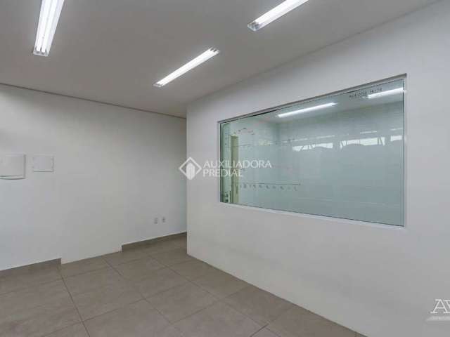 Ponto comercial para alugar na Rua Quinze de Janeiro, 481, Centro, Canoas, 76 m2 por R$ 2.000