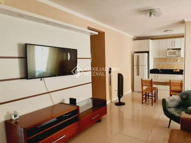 Casa em condomínio fechado com 2 quartos à venda na Avenida do Nazario, 2111, Olaria, Canoas, 108 m2 por R$ 280.000