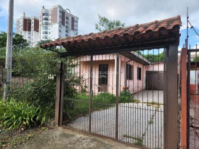 Casa com 2 quartos à venda na Rua Irmão Guilherme, 36, Marechal Rondon, Canoas, 300 m2 por R$ 392.000