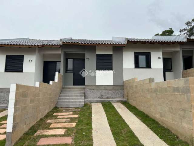 Casa com 2 quartos à venda na Clementino Cambruzzi, 73, Nossa Chácara, Gravataí, 44 m2 por R$ 215.000