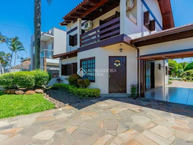 Casa com 4 quartos à venda na Almirante Tamandaré, 378, Niterói, Canoas, 210 m2 por R$ 1.010.000