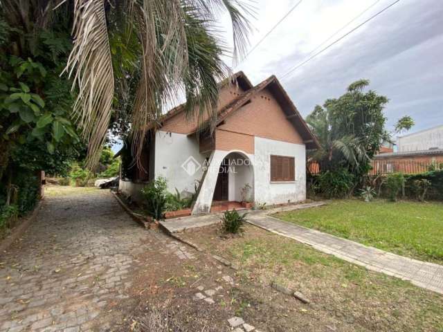 Casa com 4 quartos à venda na Avenida Rubem Berta, 709, Centro, Sapucaia do Sul, 230 m2 por R$ 2.800.000