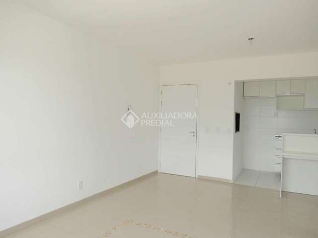 Apartamento com 3 quartos para alugar na Rua Aurora, 1250, Marechal Rondon, Canoas, 76 m2 por R$ 2.200