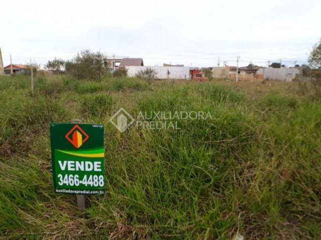 Terreno em condomínio fechado à venda na Rua Onze, 4, Guajuviras, Canoas, 200 m2 por R$ 128.000