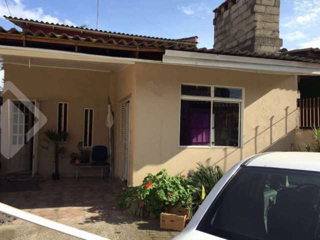 Casa em condomínio fechado com 2 quartos à venda na Rua Brasil, 750, Harmonia, Canoas, 200 m2 por R$ 800.000