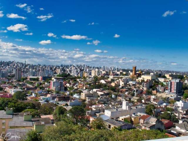 Apartamento com 1 quarto à venda na Rua Moyses Antunes da Cunha, 55, Santo Antônio, Porto Alegre, 42 m2 por R$ 180.000