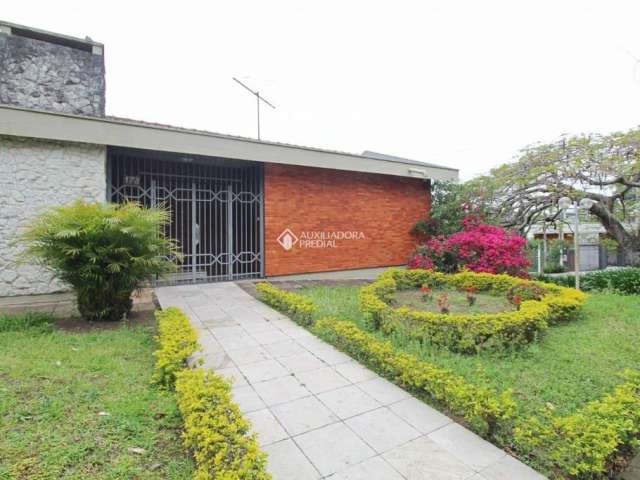 Casa com 5 quartos à venda na Rua Felipe Becker, 178, Três Figueiras, Porto Alegre, 387 m2 por R$ 2.500.000