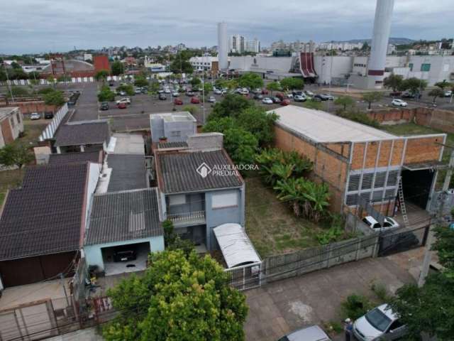 Casa com 5 quartos à venda na Rua Dona Sebastiana, 198, São João, Porto Alegre, 200 m2 por R$ 650.000