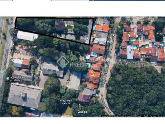 Terreno em condomínio fechado à venda na Avenida Eduardo Prado, 1570, Cavalhada, Porto Alegre, 3500 m2 por R$ 2.850.000