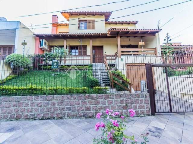 Casa em condomínio fechado com 4 quartos à venda na Rua Professor Bertrand Russel, 158, Vila Ipiranga, Porto Alegre, 380 m2 por R$ 1.470.000